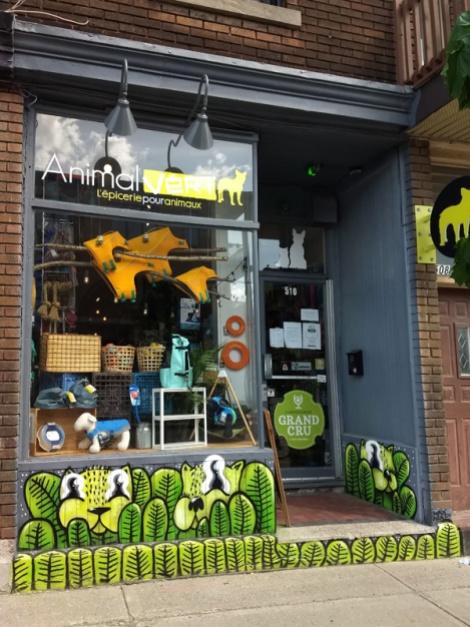 Villeray pet shop front by Waxhead