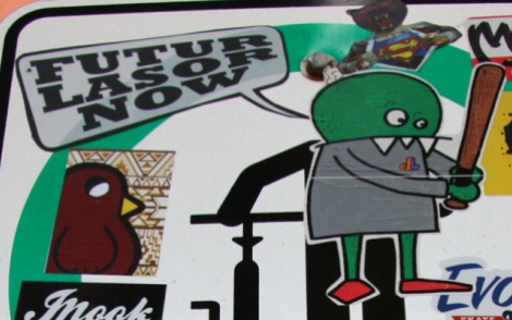 stickers by Futur Lasor Now (speech bubble), Graffiti Knight (top right), Zombi (right) and ROC514 (bird on the left)