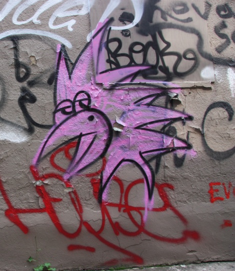 Futur Lasor Now graffiti near Esplanade x Laurier