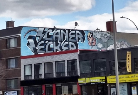Scaner and Zek on a Décarie rooftop