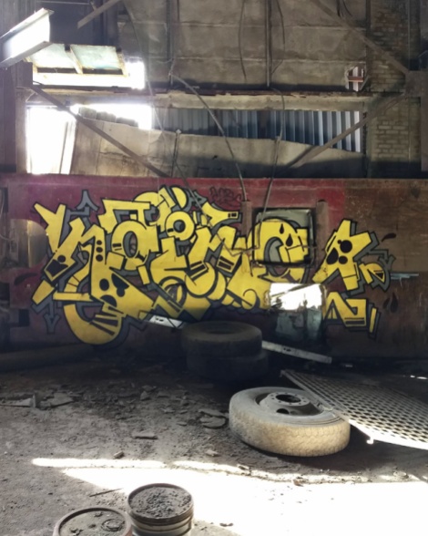 Naimo in an abandoned warehouse