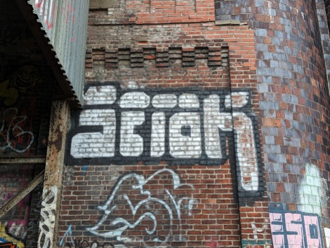 Serak above a 2-letter throw by Scan, on the abandoned Canada Malting