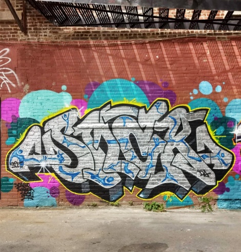 Smak in a Plateau alley